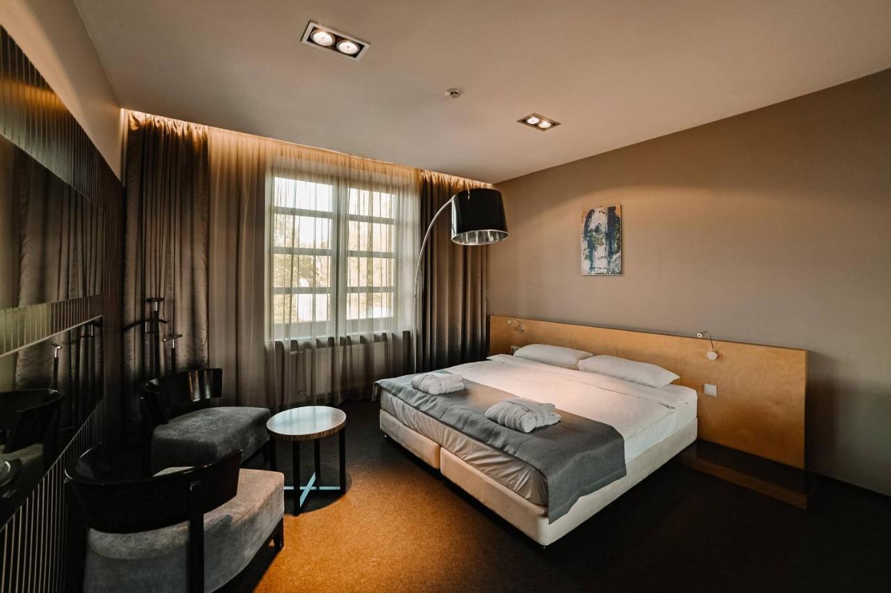 Park Hotel Switzerland Obariv Dış mekan fotoğraf