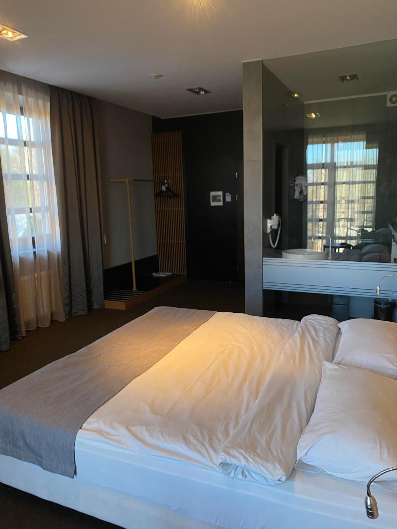 Park Hotel Switzerland Obariv Dış mekan fotoğraf
