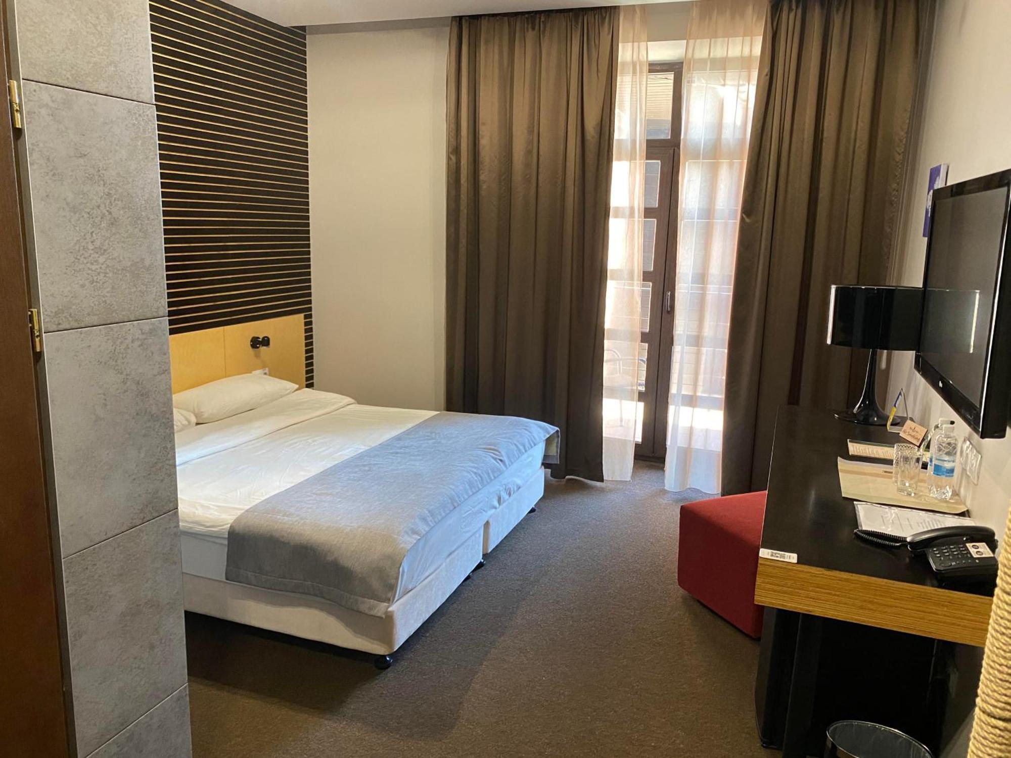 Park Hotel Switzerland Obariv Dış mekan fotoğraf