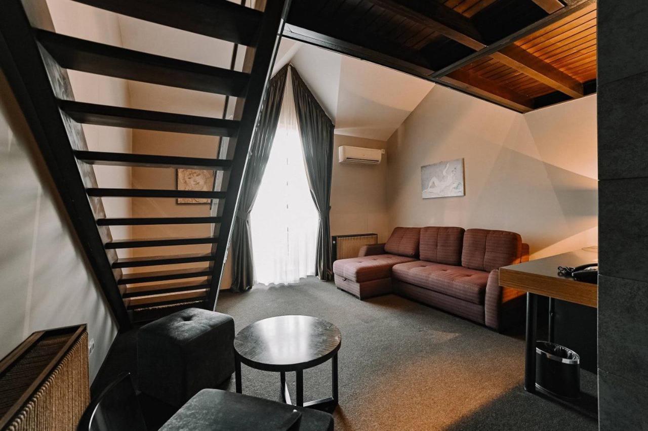 Park Hotel Switzerland Obariv Dış mekan fotoğraf